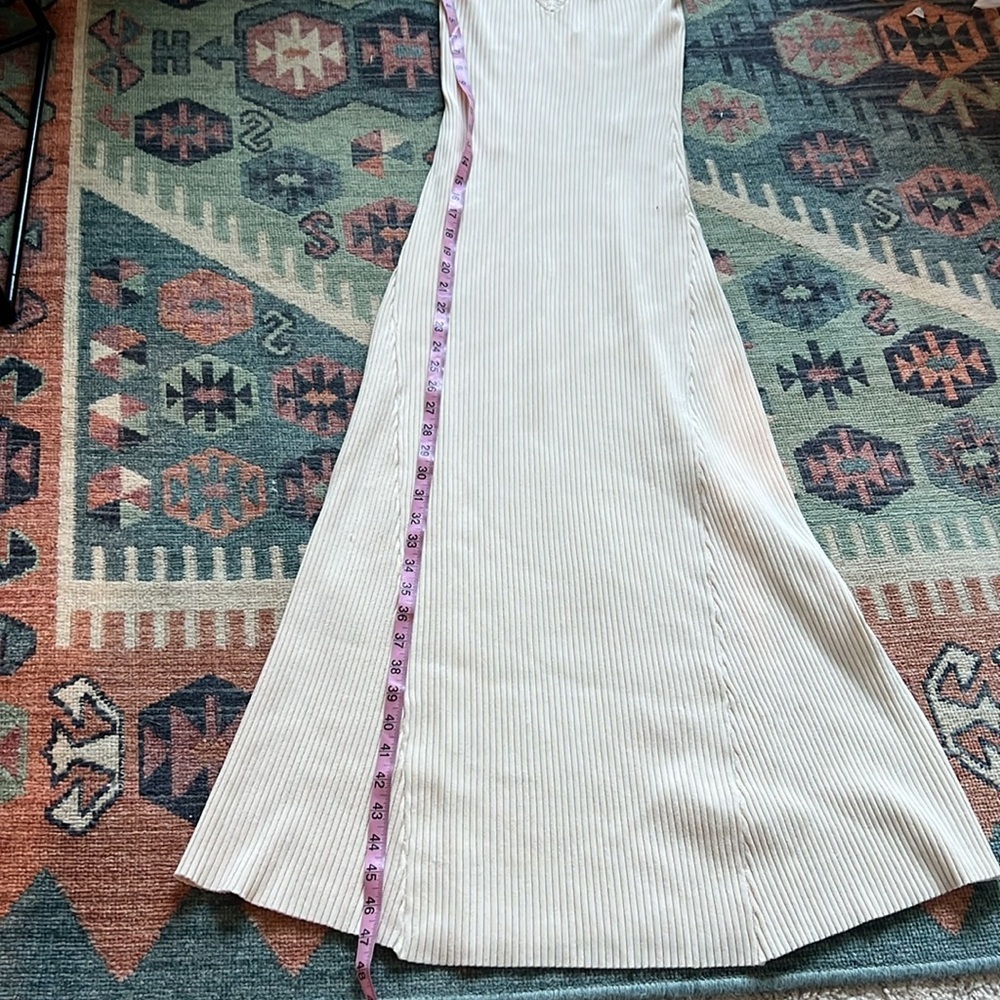 Moon River Ribbed Halter Dress - Picture 5 of 10